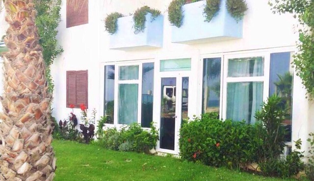 Homerez - 10 m away from the beach! Beautiful appartement for 8 ppl. at Fnideq in Fnideq
