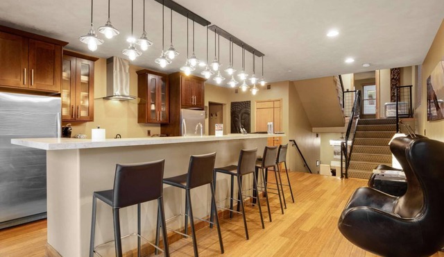 Jackson - Penthouse Suite in Jackson