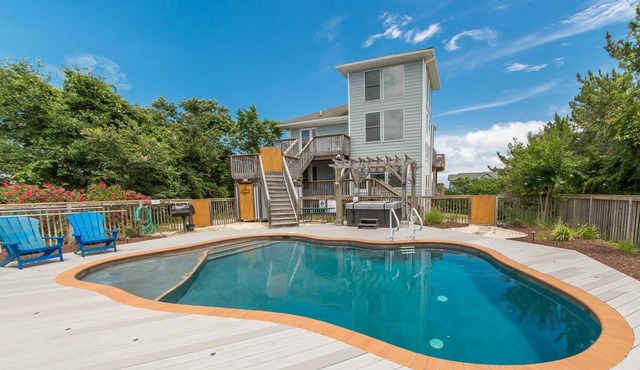 Just For Fun - Duck, Schooner Ridge, Pool Open 4/15, Pool Heat Option, Hot Tub, Close to Downtown in Duck