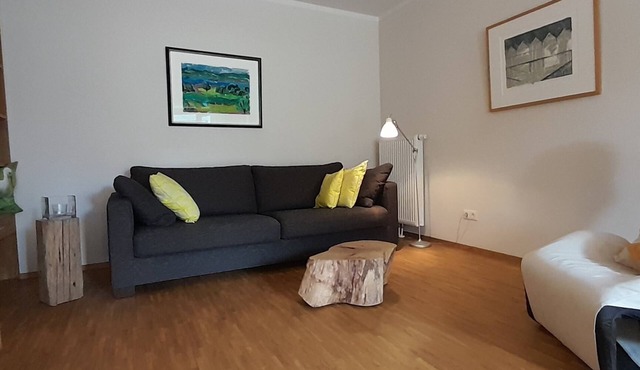 Luxurious apartment (2 rooms; 70 sqm; terrace; garden; air conditioning.) in Buggingen