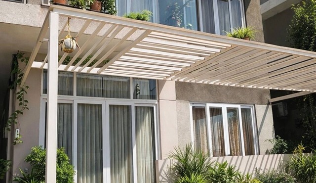 Luxury 4BHK Villa Near Airport, Hyderabad Family + Work Friendly in Hyderabad