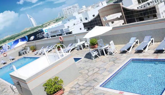 Modern 1BR Apartment with city views in Al Barsha in Dubai