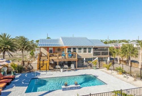 New St George Island Beach Rental Private Pool Golf Cart Included Pet Friendly Direct Beach Access in St. George Island