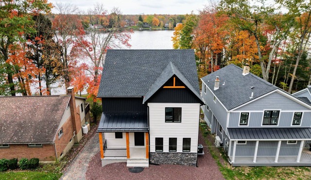 Newly Built Lakefront w/Deck & Views | Lakeside Serenity by AvantStay in White Haven