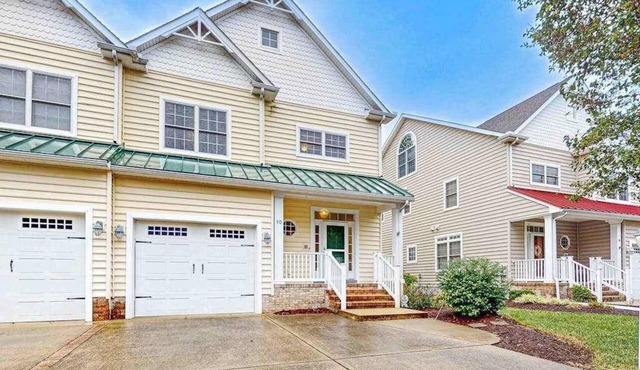 Ocean Mist townhouse with deck, grill, bikes, WIFI & W/D in Ocean View