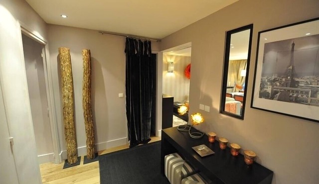 Perfect Location to Visit All of Paris - Contemporary Cozy in Paris