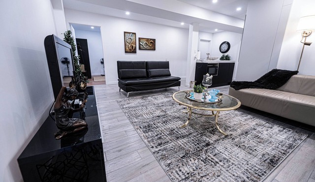 Spacious 2-Bedroom Basement Suite – Perfect for Families! in West Vancouver