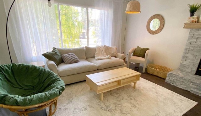 Spacious Updated Home in Central Red Deer Location in Red Deer