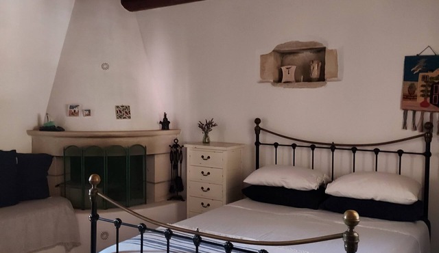 Studio for Couples -Traditional Stone built - Rural location (Kefalas nr Vamos) in Kefalas
