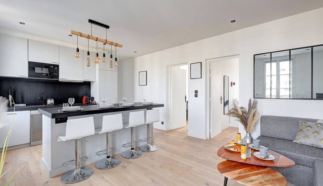 Suite Modern Art - Superb downtown apartment in Suresnes