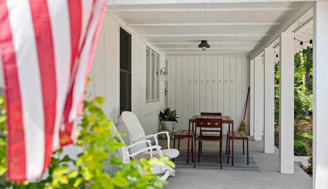 Three Pines Hideaway in Glen Arbor