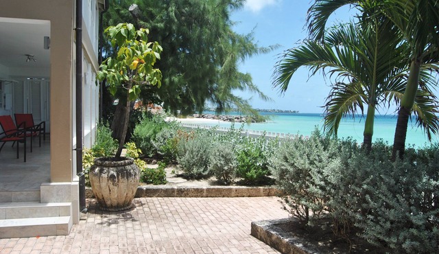 Turtle Bottom luxury beachside villa in Christ Church