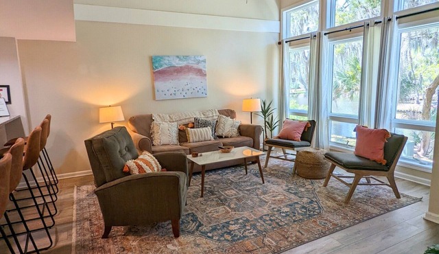 Updated Lagoon View TH, 3 BR, 2.5 BA, Sleeps 8-Amenities Pass Included-Golf Cart in Edisto Island