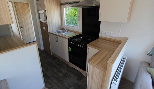 Very comfortable caravan situated on a very popular and well maintained park. in Edinburgh