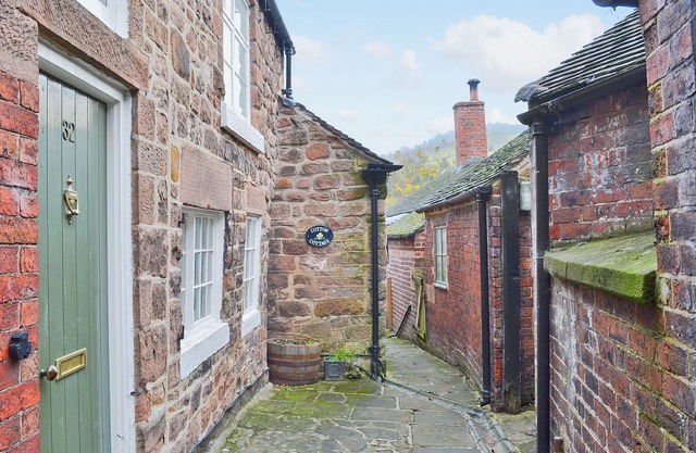 2 bedroom accommodation in Cromford, near Matlock in Matlock