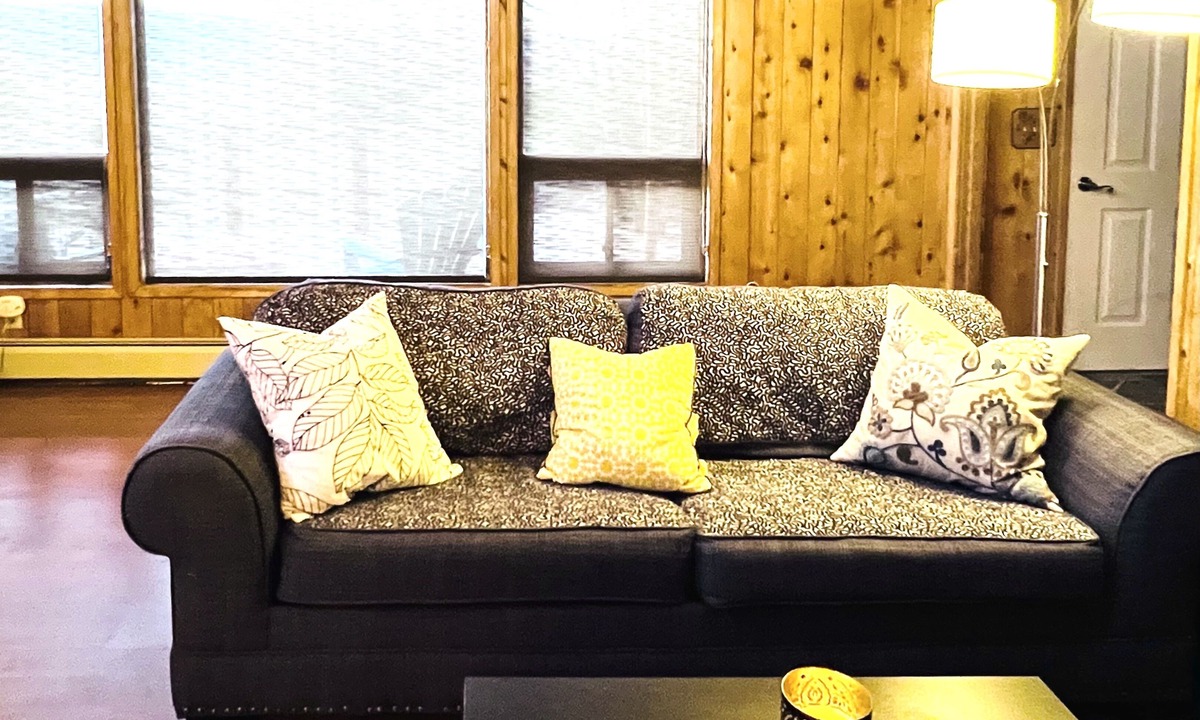 Lander House | Lander Retreat - Gather overlooking downtown and the Wind River Mountains