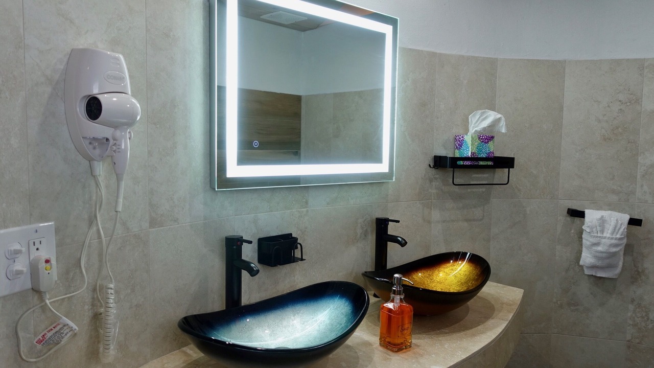 Photo of Bathroom in Long Bay Hills