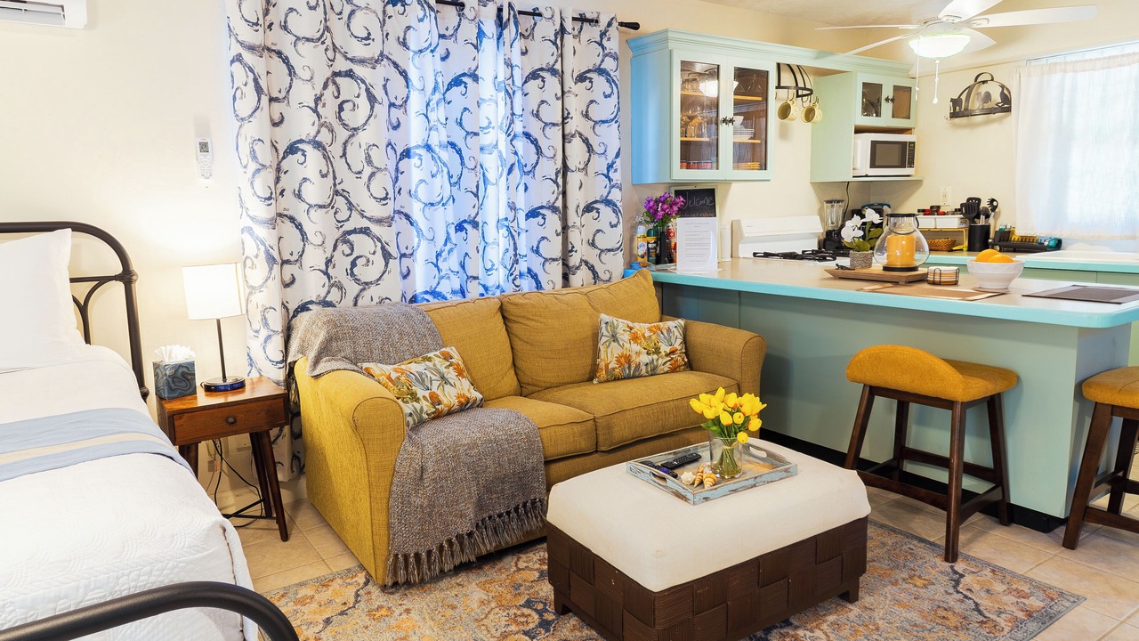 Photo of Bedroom in Venetian Road Settlement