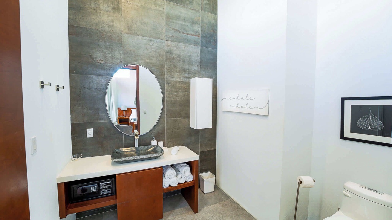 Photo of Bathroom in Long Bay Hills