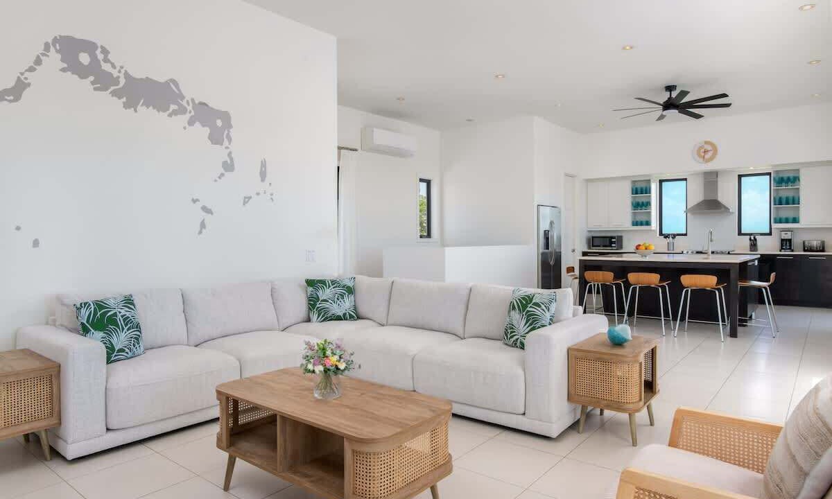 Photo of Livingroom in Long Bay