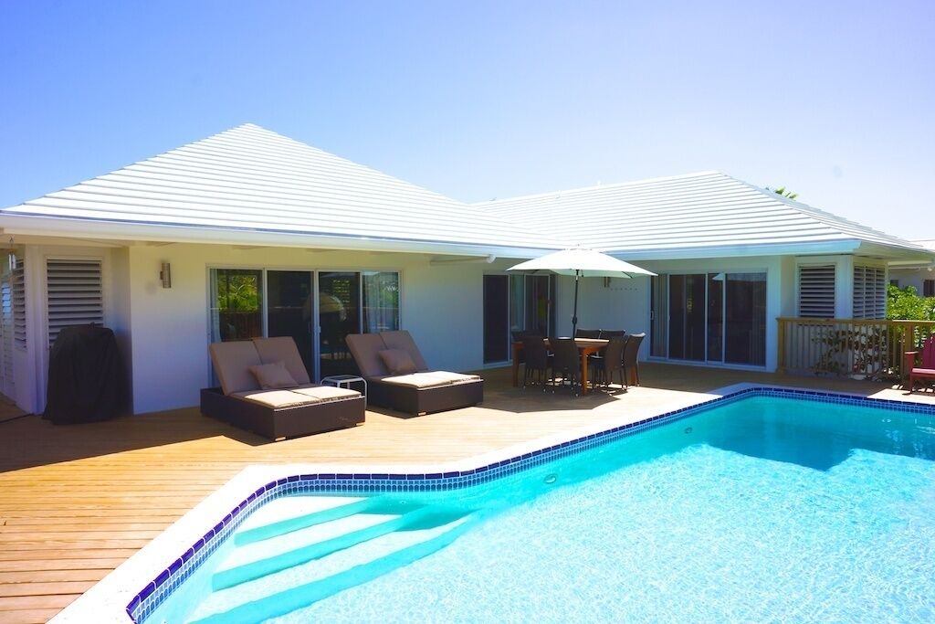 Photo of Outdoor in Leeward Settlement