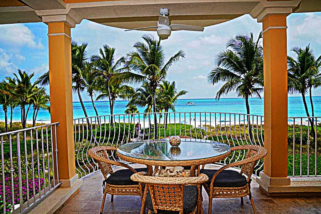 Photo of Patio Balcony in Grace Bay