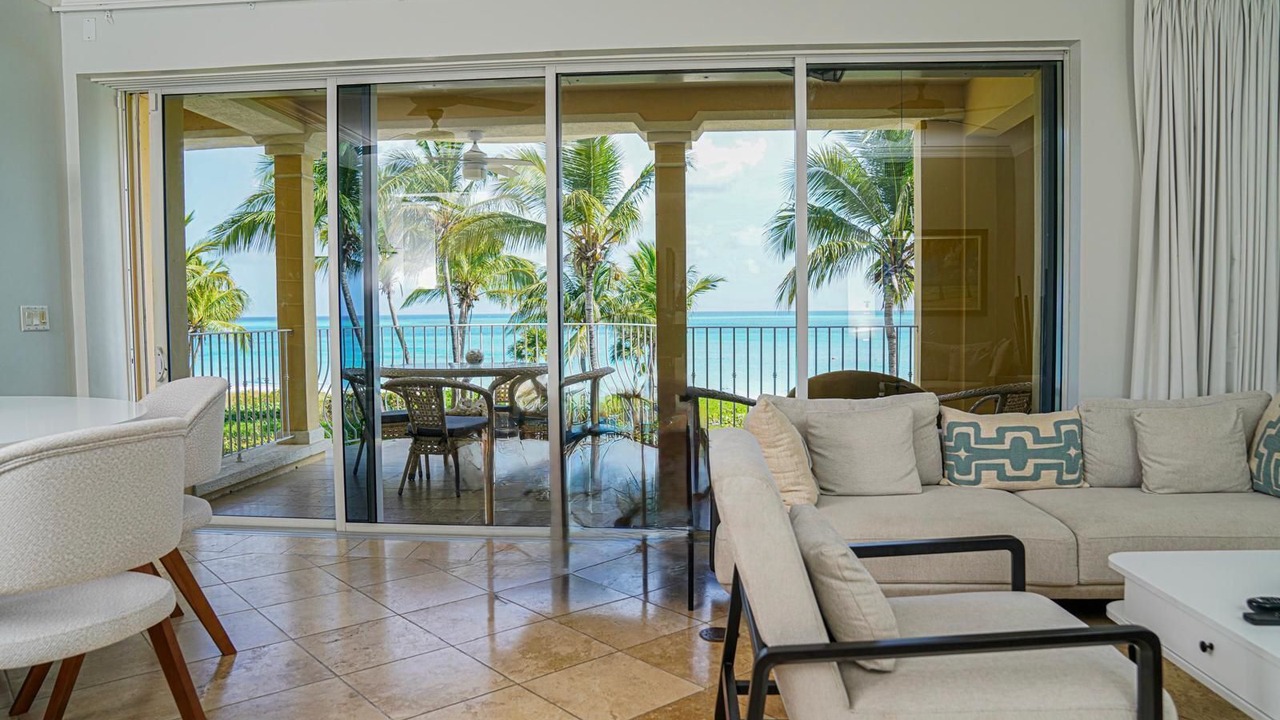 Photo of Bedroom in Grace Bay
