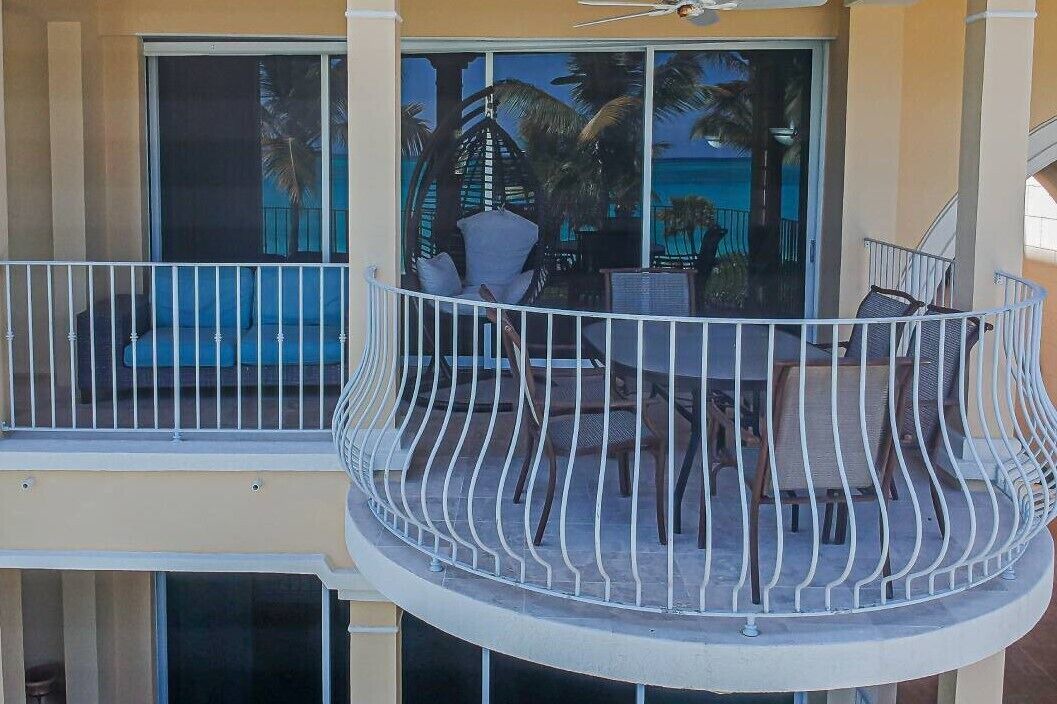 Photo of Others in Grace Bay