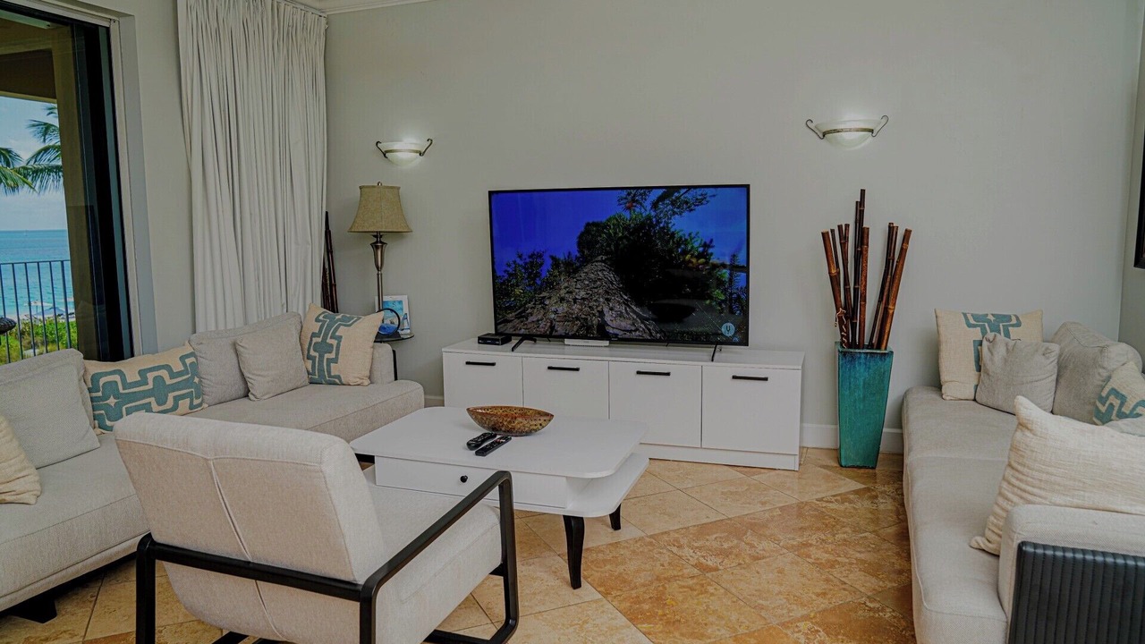 Photo of Bedroom in Grace Bay