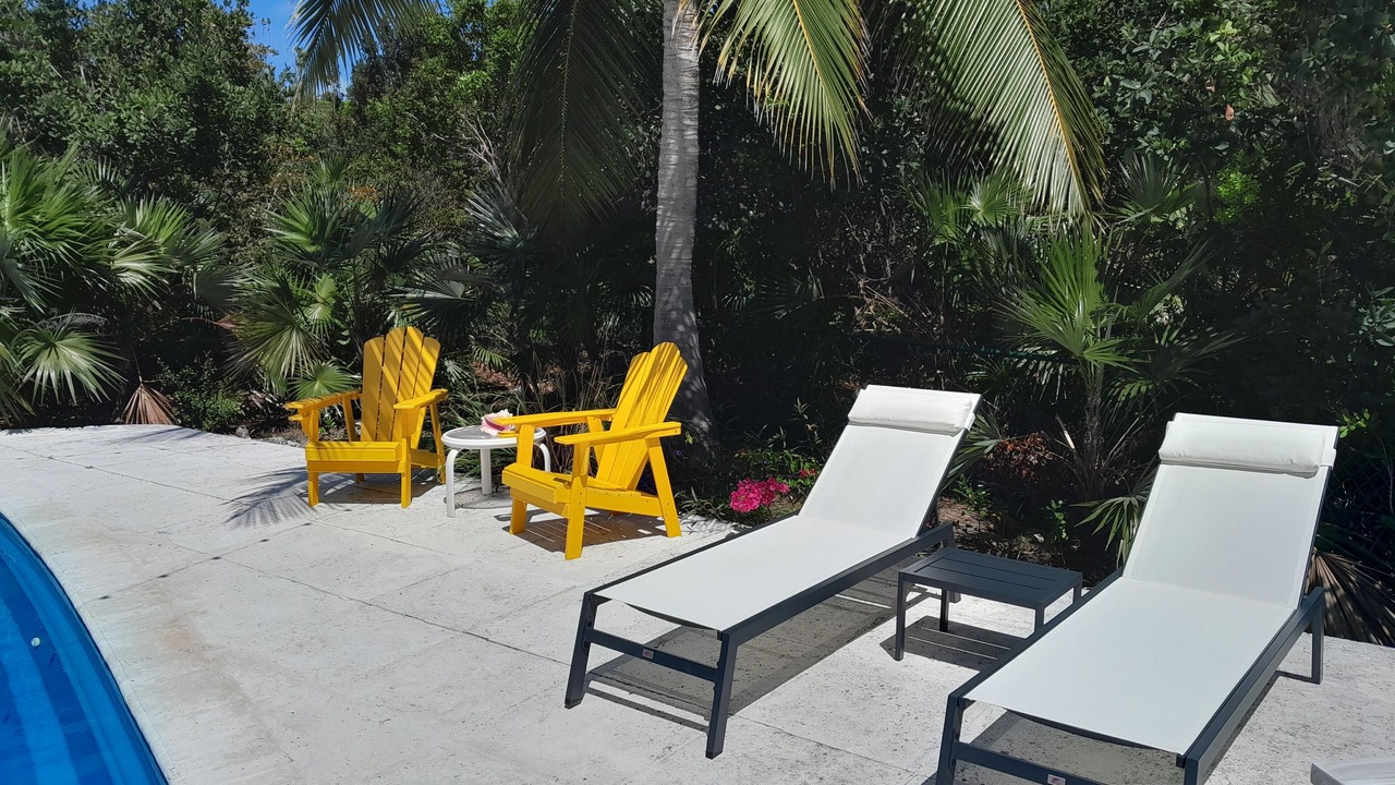 Photo of Others in Leeward Settlement