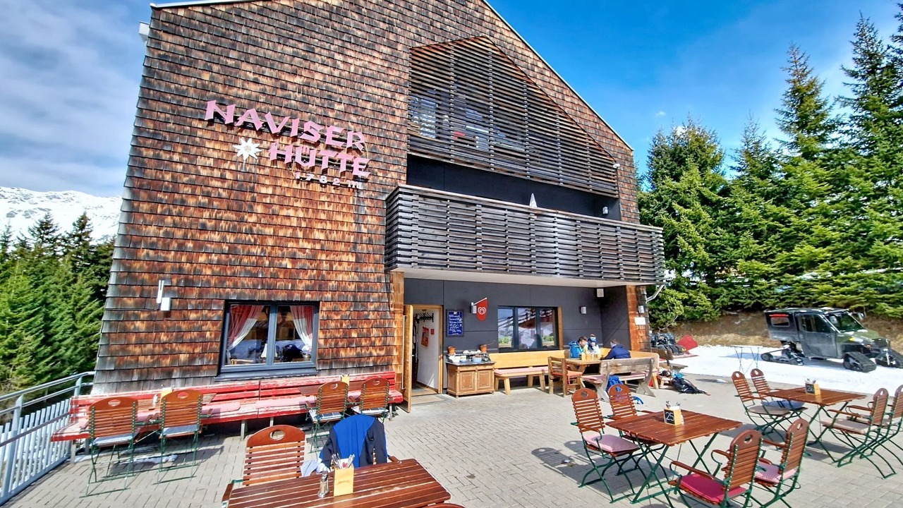 Photo of Others in Navis