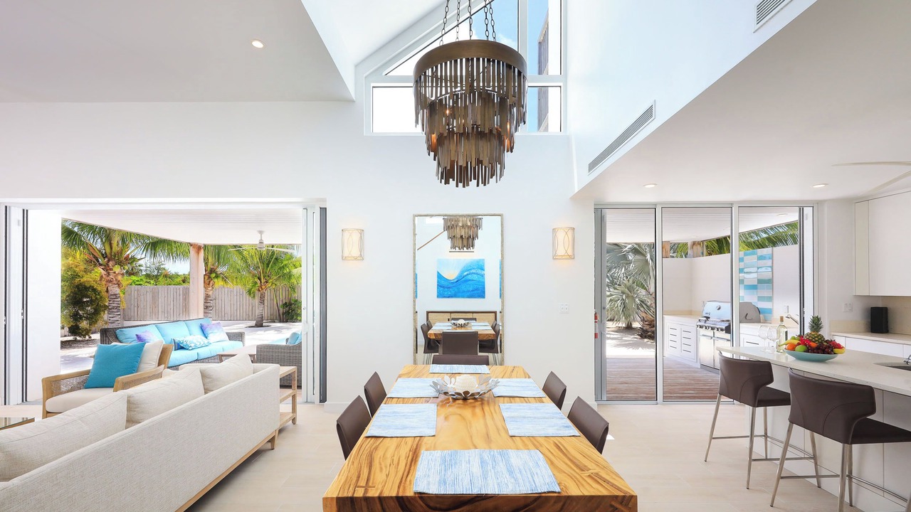 Photo of Livingroom in Leeward Settlement