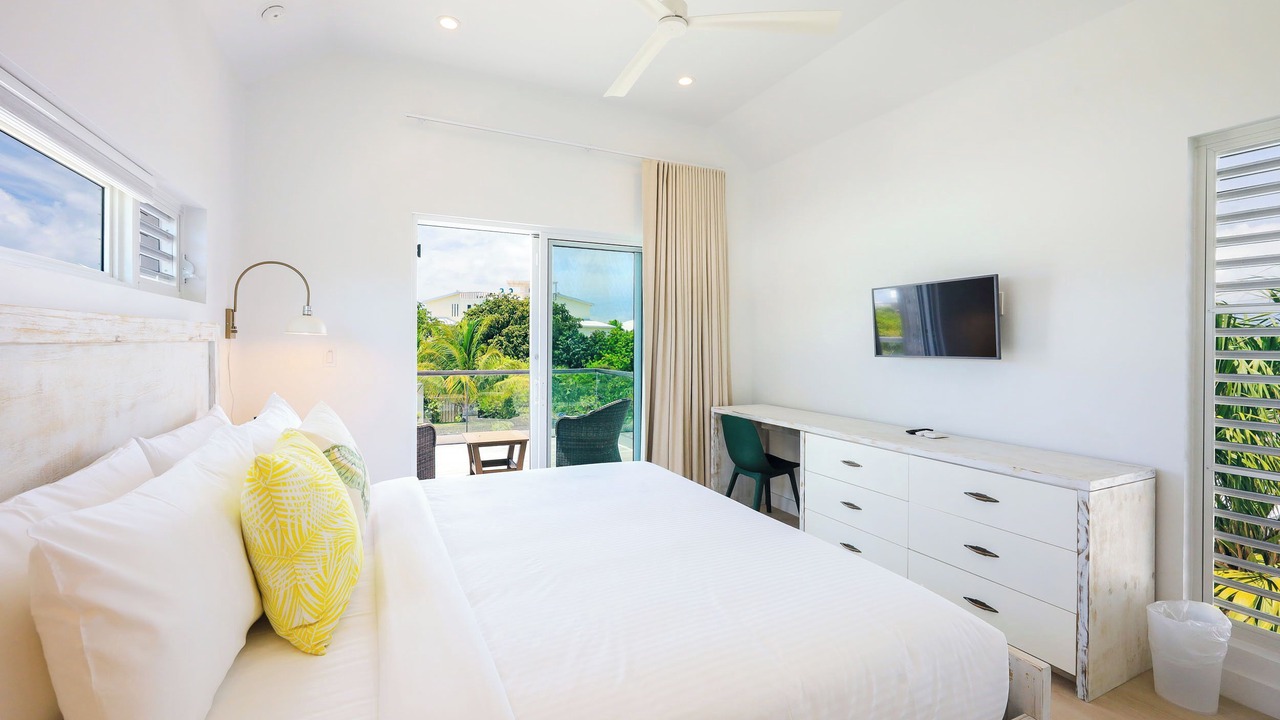 Photo of Bedroom in Leeward Settlement