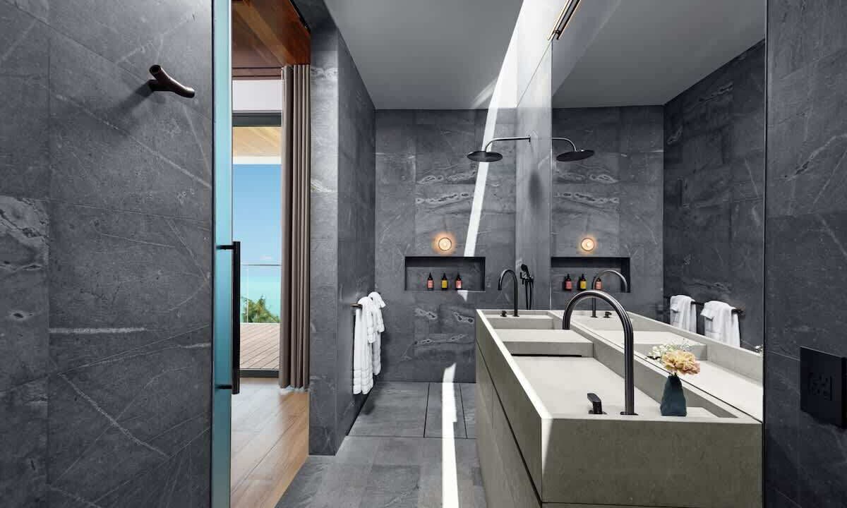Photo of Bathroom in Long Bay