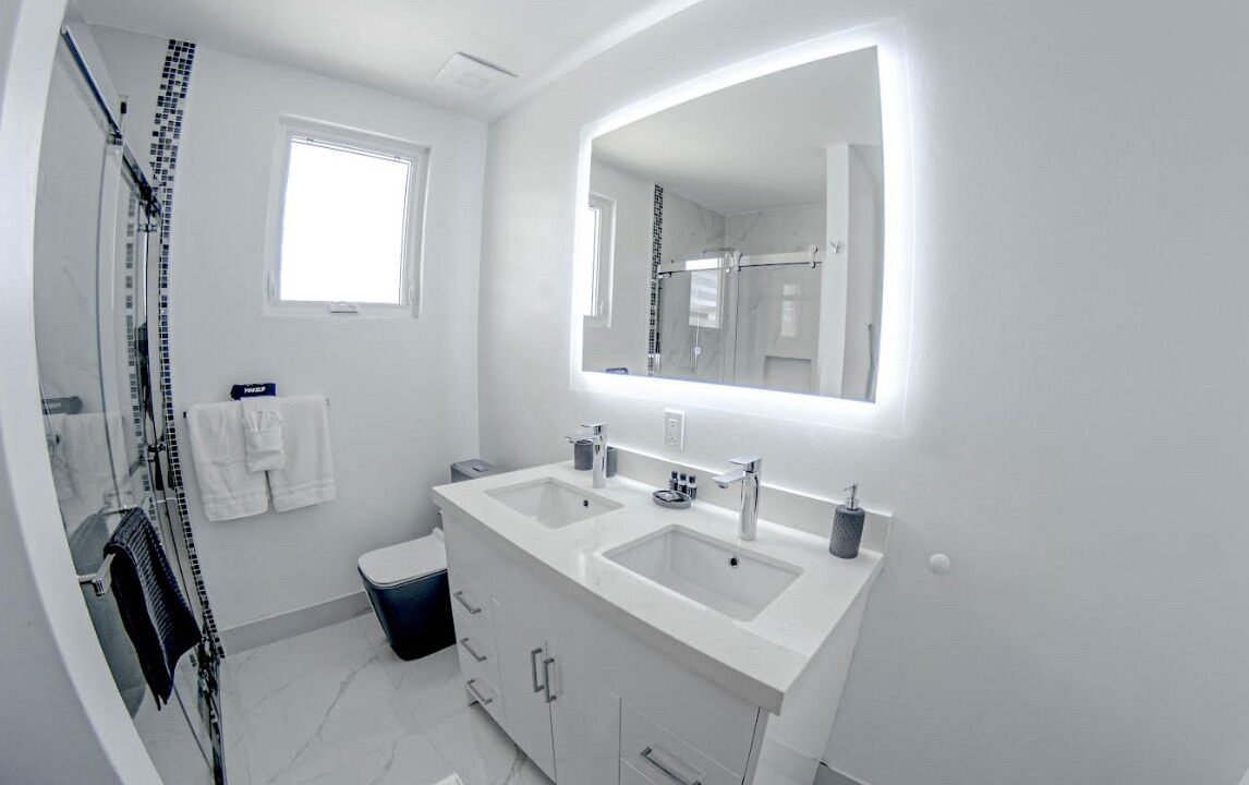 Photo of Bathroom in Long Bay