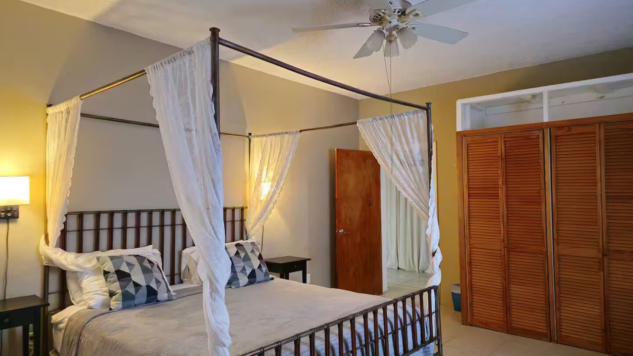 Photo of Bedroom in Providenciales