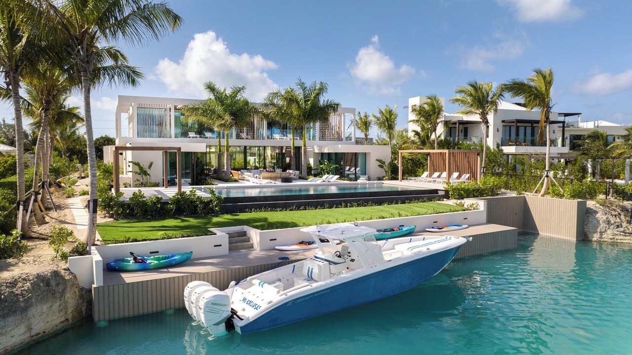 Photo of Outdoor in Leeward Settlement
