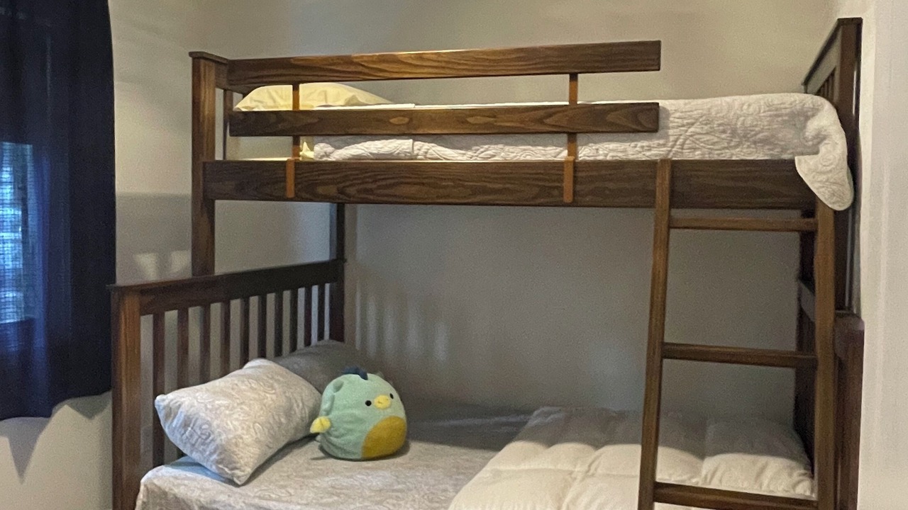 Photo of Bedroom in Wasaga Beach