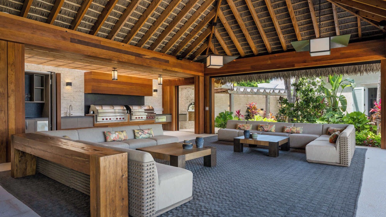 Photo of Patio Balcony in Leeward Settlement