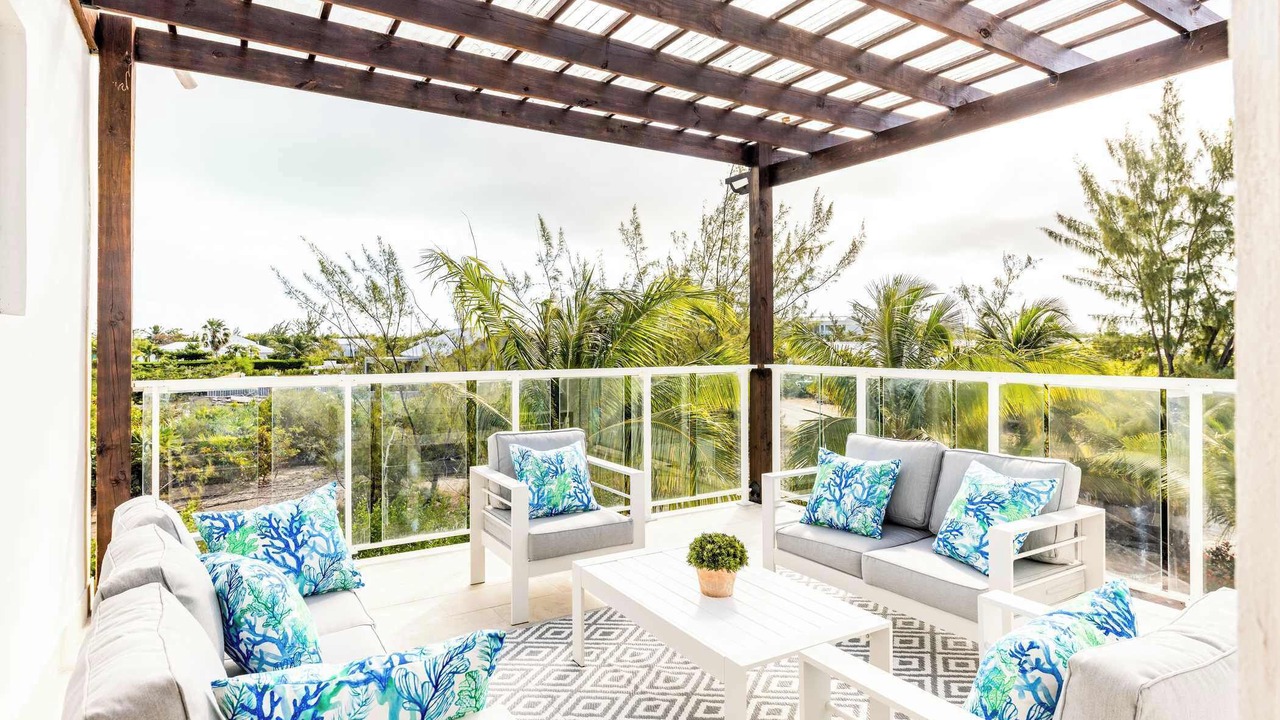 Photo of Outdoor in Leeward Settlement