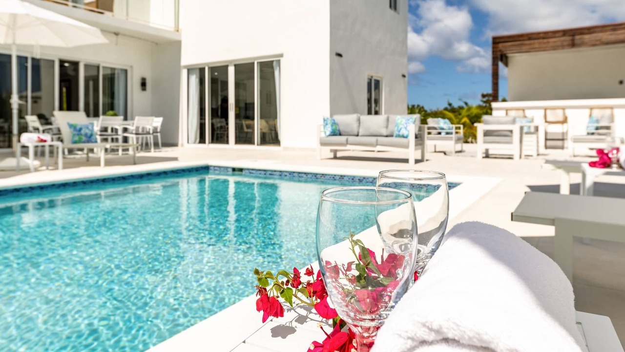 Photo of Outdoor in Leeward Settlement