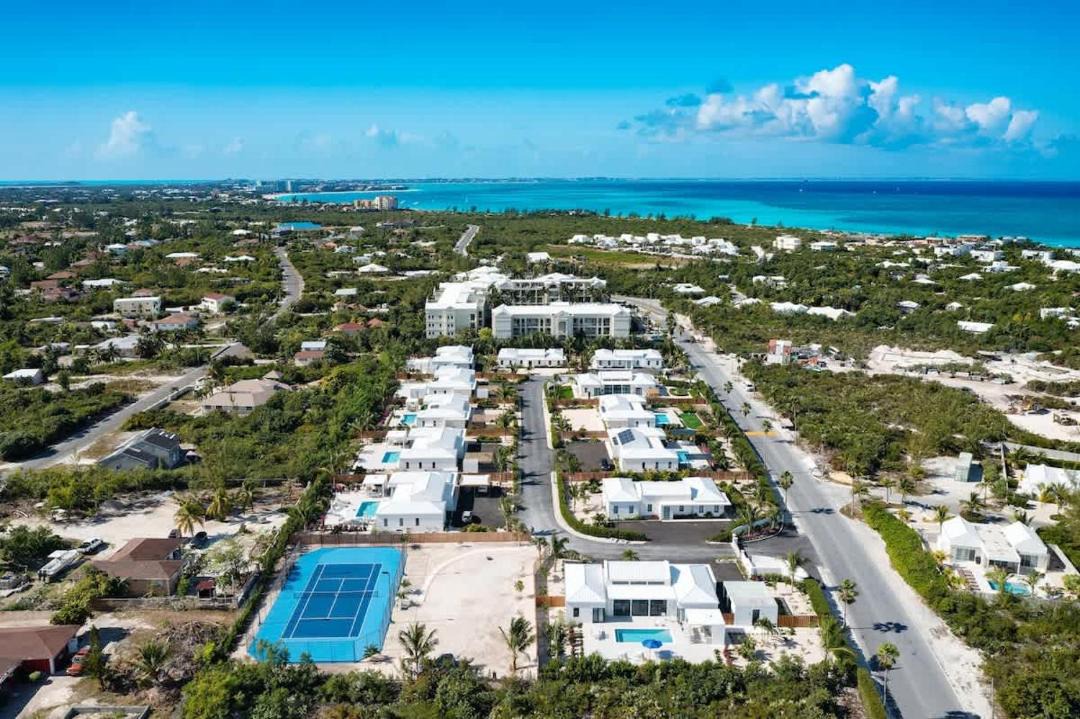 Photo of Others in Leeward Settlement