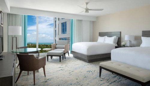 Deluxe Guest Room with 2 Queen, Limited view
