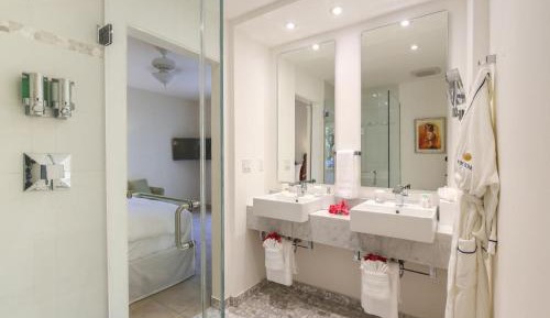 1 Bdrm Bungalow