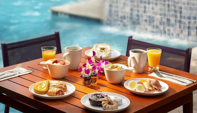 Almond Tree Inn Hotel - Adults Only in Key West