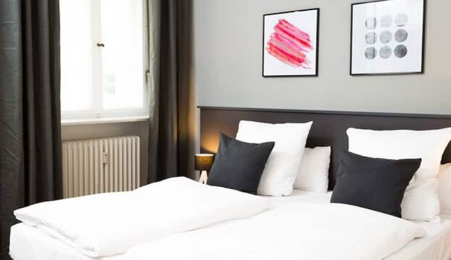 4-ROOM DESIGN APARTMENT by BENSIMON (7) in Charlottenburg (Berlin)